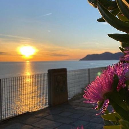 Cà dei Pòi - loft Il Timone Riomaggiore Exterior foto